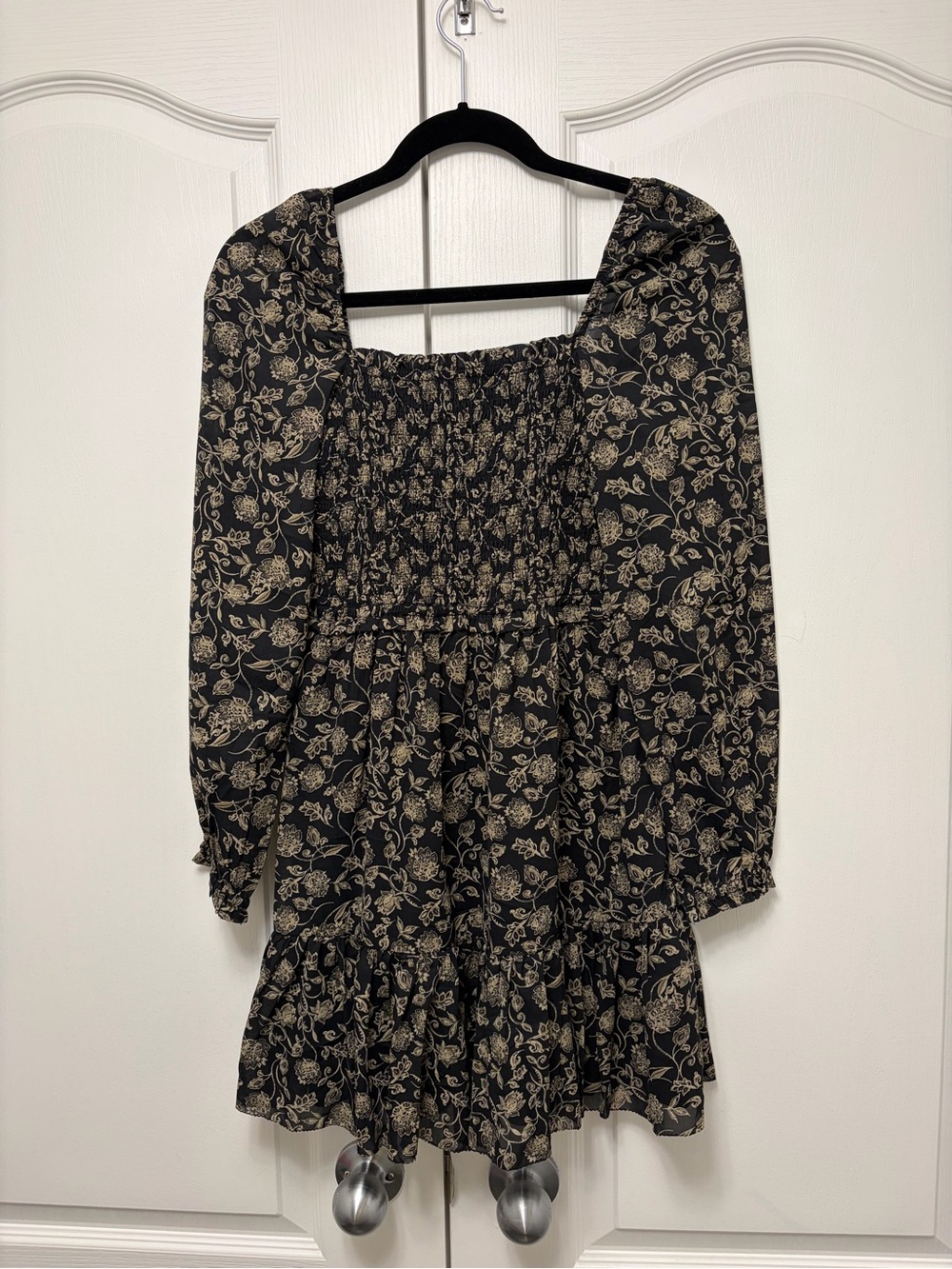Square-Neck Smocked Floral Long-Sleeve Dress in Black and Cream